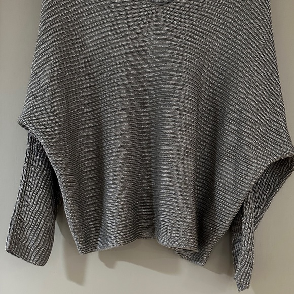 Lauren Ralph Lauren Charcoal Ribbed V-Neck Pullover Sweater - Picture 5 of 8